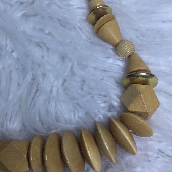 Used Light Brown Wooden Necklace - Picture 4 of 7
